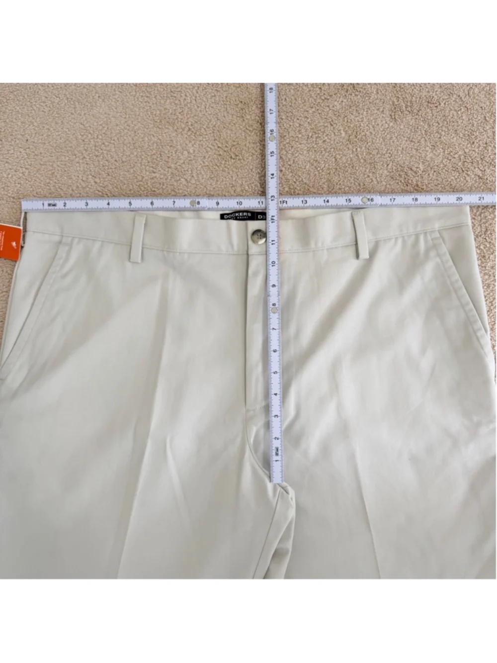 Dockers Classic Fit Flat Front Chino Khaki Pants Men's Beige Size 40/30